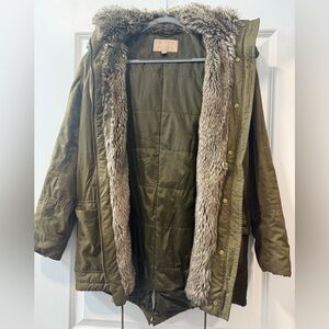 Banana Republic Faux-Fur Trim Parka in
Dark cypress